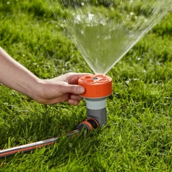 Arroseur Oscillant Et Asperseur Arroseur Pic Twist Classic Gardena 4 Surfaces Arrosage Raccord Inclus -Espace Piscine Boutique arroseur sur pic twist classic gardena 4surfaces arrosage au choix avec raccord tuyau inclus 4