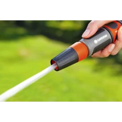 Lance Et Pistolet D'arrosage Lance D'arrosage Et De Nettoyage Multi-jets - Gardena 18300-20 -Espace Piscine Boutique p256915 pic2